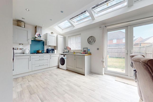 26, Coates Avenue, St. Helens photo 4