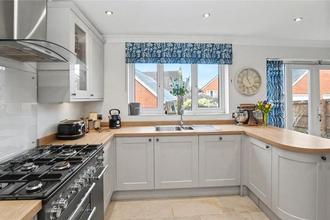 17, Manning Road, Taunton photo 4