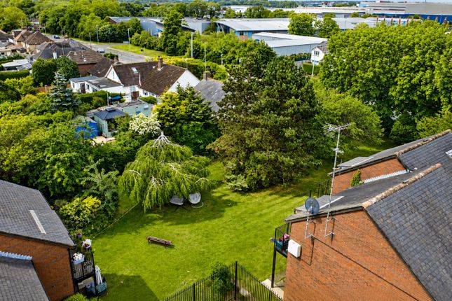 10, St. Agnells Court, Hemel Hempstead photo 2