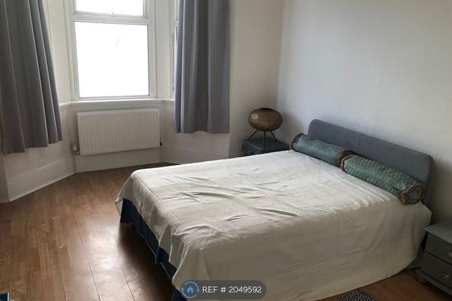 Room to rent in Hither Green Lane, London