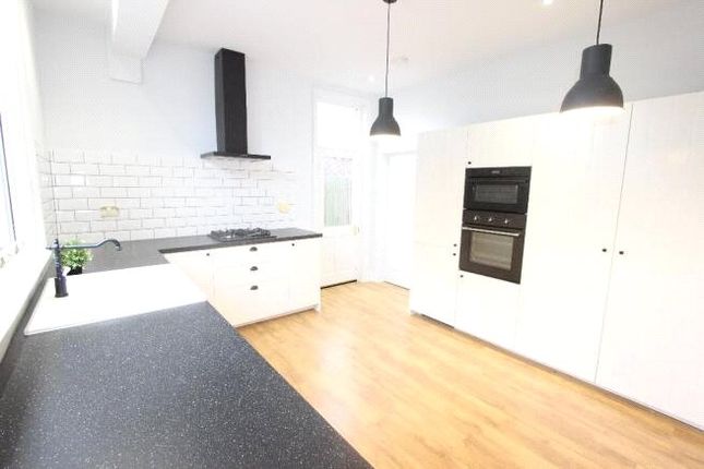 25, New Road, HIllingdon photo 3