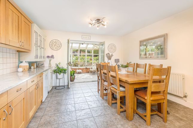 7 Park House Church Road, Stratford-Upon-Avon photo 3