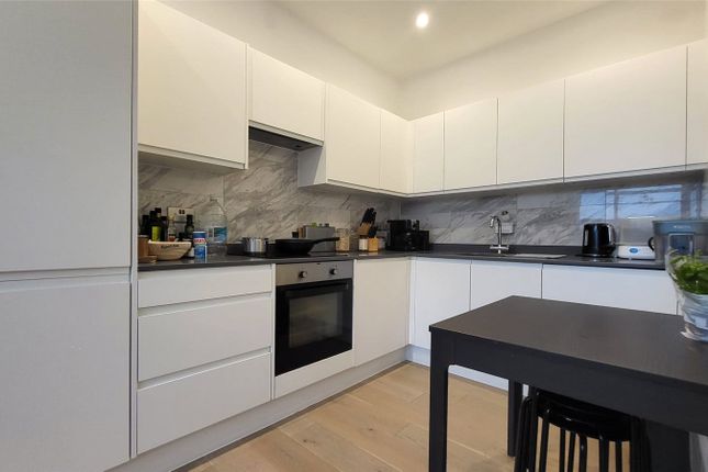 30, Compass Court, Cain Road photo 2