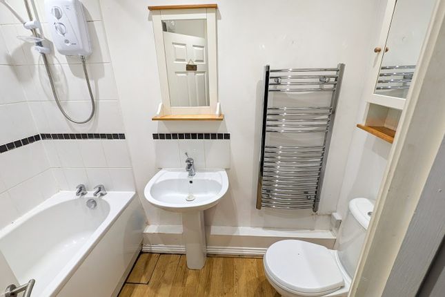 Flat 36, Rockwood House, Gravel Hill Road, Bristol photo 4