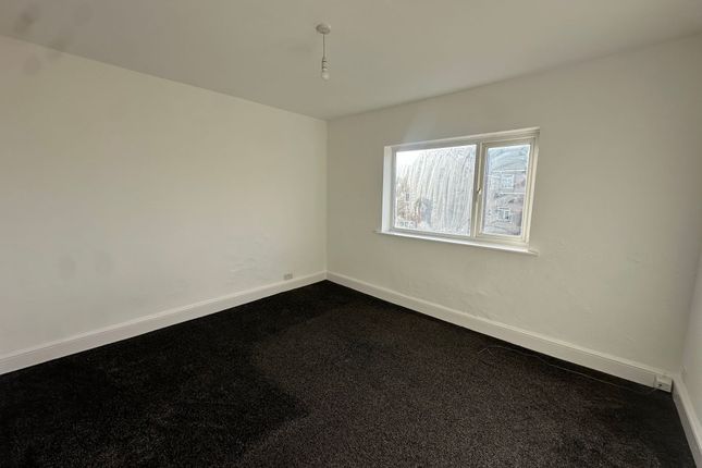 Flat 7, Aran Court, Abergele photo 4