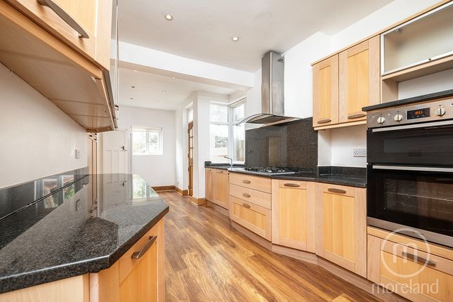 12, Alyth Gardens, London photo 4
