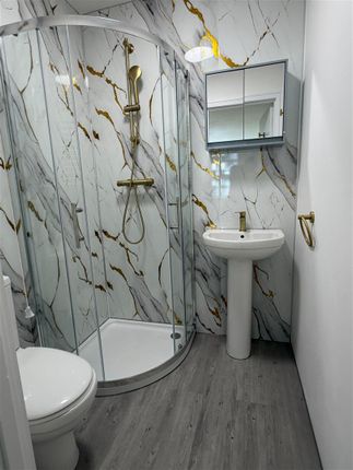 Flat 207, First Choice House, London Road, Crawley photo 3