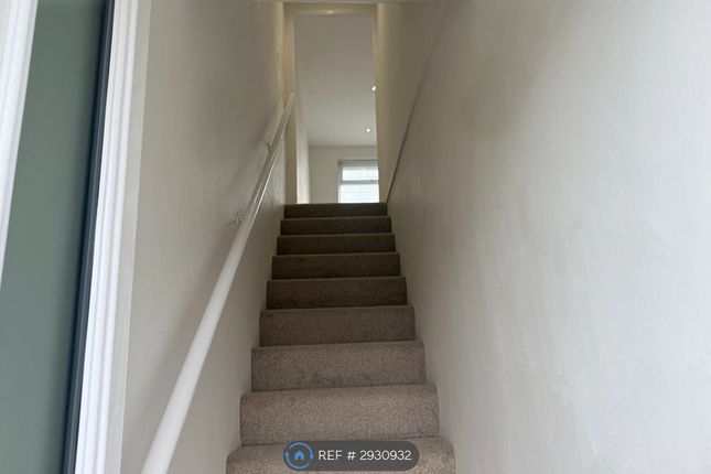 Brookside Close, Old Stratford, Milton Keynes photo 2