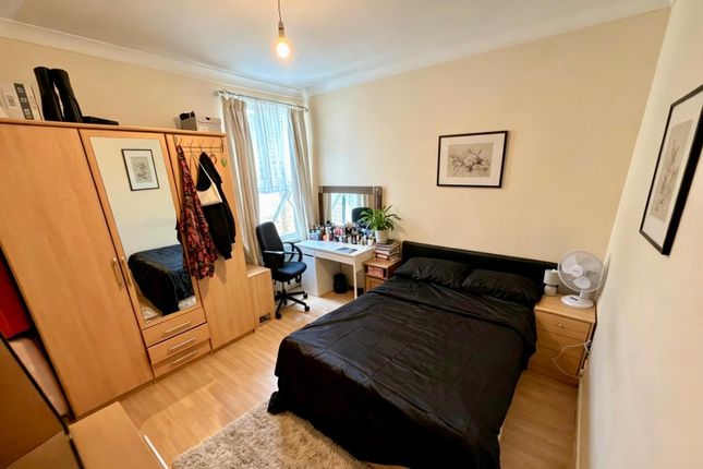 23, Hardwicke Road, Southgate photo 5