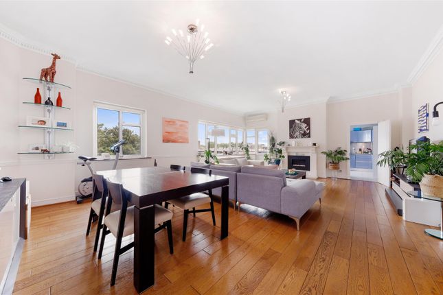 59 Avenue Close, Avenue Road, London photo 4