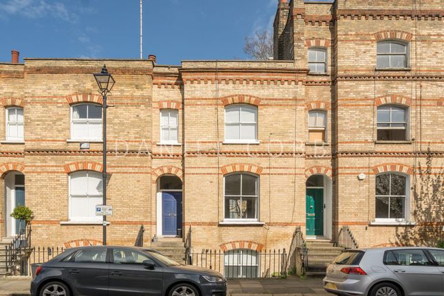 Thumbnail Flat for sale in Methley Street, London