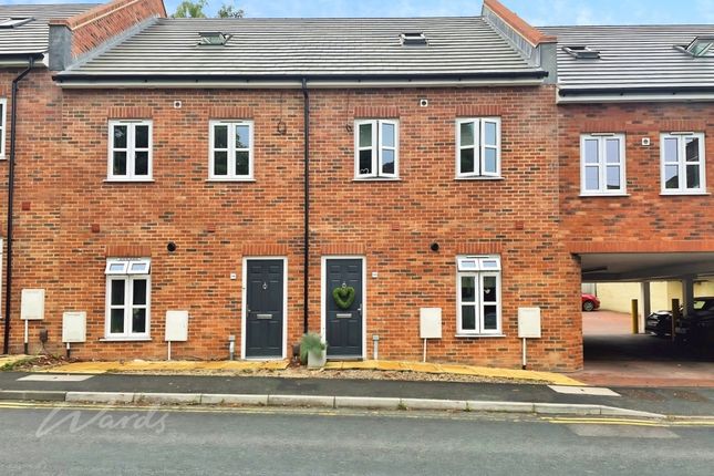 Front Pembury