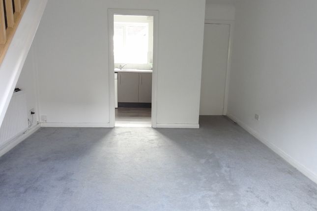 32, Heol Y Cadno, Cardiff photo 5