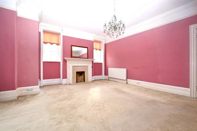 3, Hartington Mansions, Hartington Place, Eastbourne photo 5