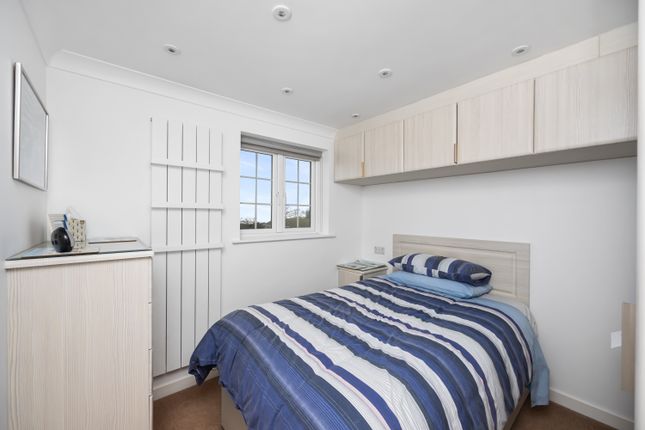 Terraced house for sale in Barnfield Gardens, Brighton