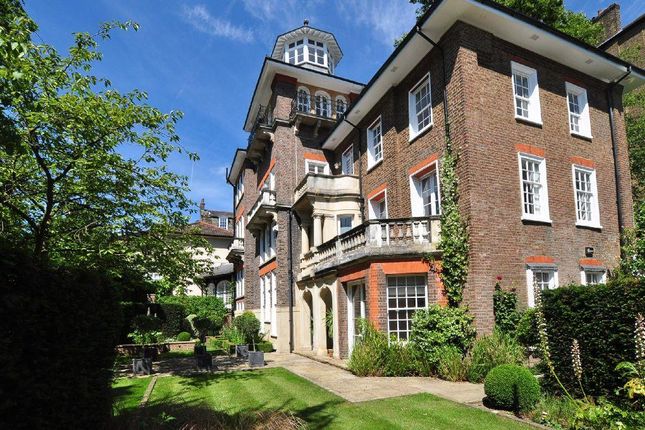 Thumbnail Flat to rent in Frognal, Hampstead Village