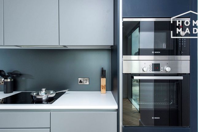 B12, Anaconda Cut, 100 Greengate, Salford, Manchester photo 3