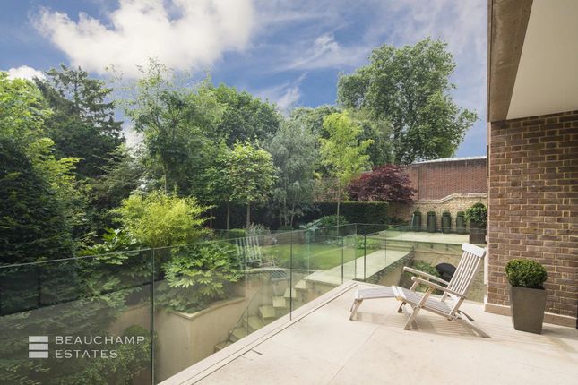 Thumbnail Town house for sale in Cannon Lane, Hampstead