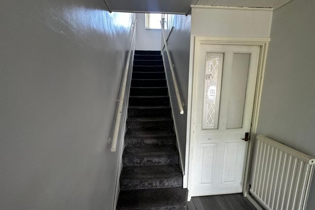 52, Tithe Farm Road, Dunstable photo 5