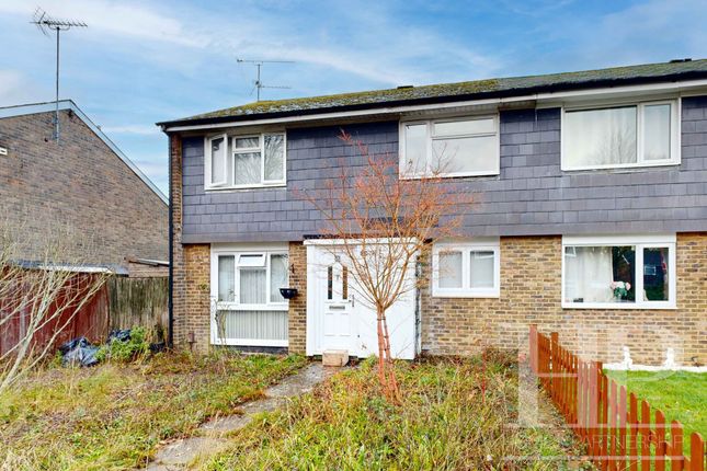 Room 5, 12 Teesdale, Crawley photo 3