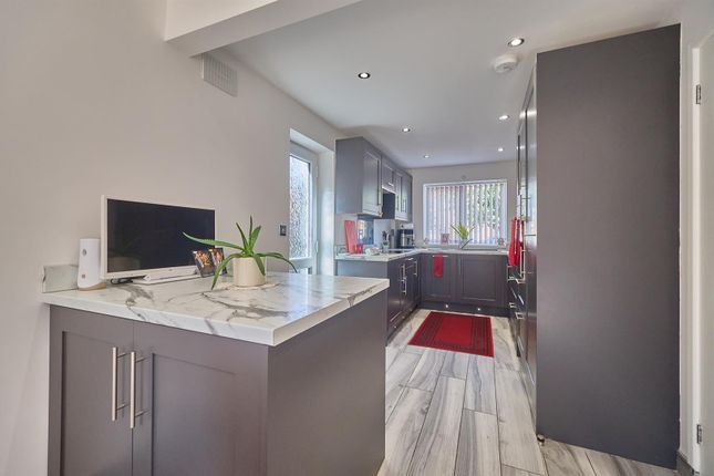 3, Calver Crescent, Sapcote photo 2