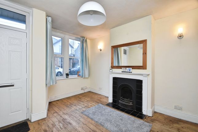 33, North Lodge Avenue, Harrogate photo 3
