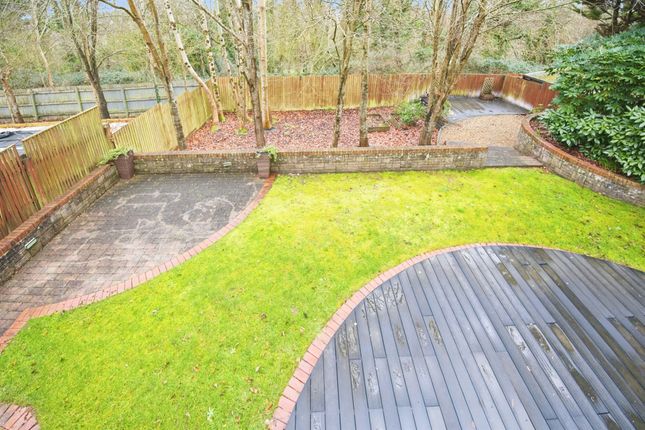 9, Bryn Dryslwyn, Bridgend photo 2