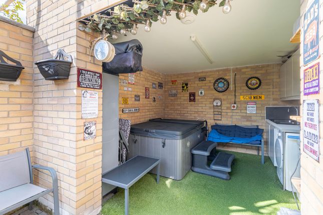 1 Sefton Lane, Great Yarmouth photo 4