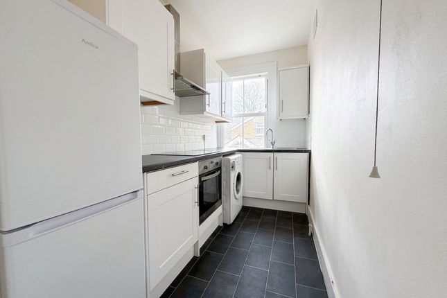 14a The Green, West Drayton photo 3