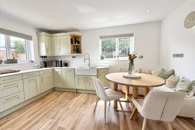 5, Hayes Road, Nottingham photo 4