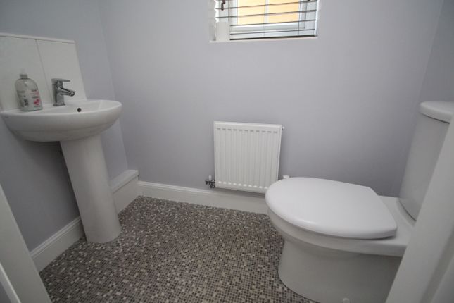 1, Witham Way, Rotherham photo 4