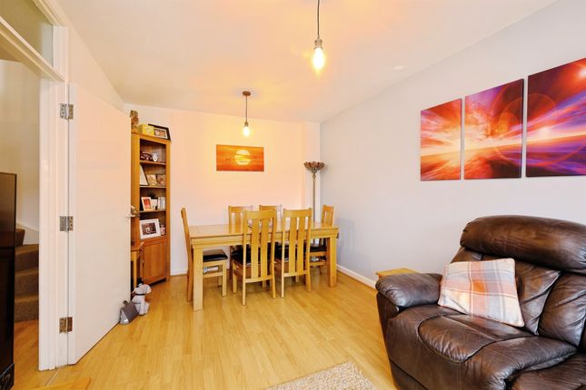 7, Catherine Court, HEREFORD photo 4