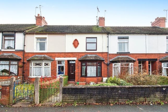 Terraced house to rent in Oulton Road, Stone