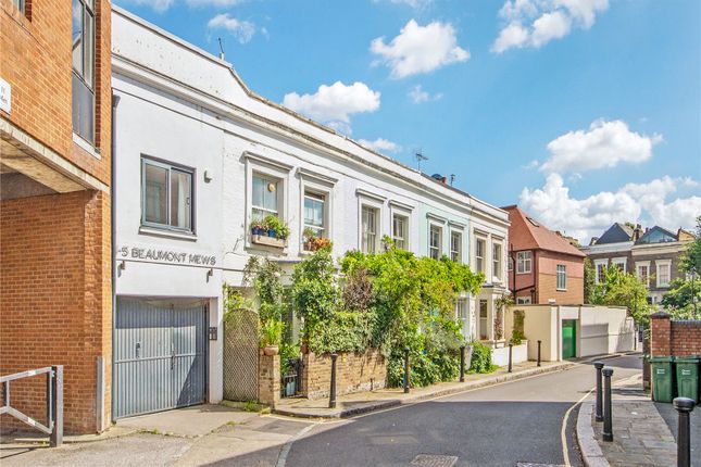 Mews house to rent in Beaumont Mews, Kentish Town