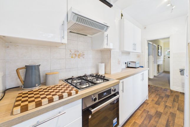 171, Broadoak Road, Greater Manchester photo 5