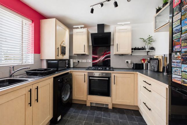 46, Worle Moor Road, Weston-Super-Mare photo 3