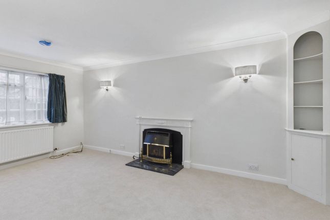 Windsor End, Buckinghamshire photo 2