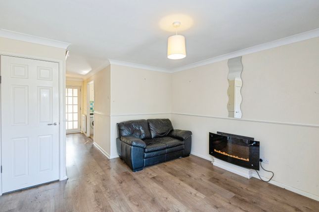 14, Fathoms Reach, Hayling Island photo 2