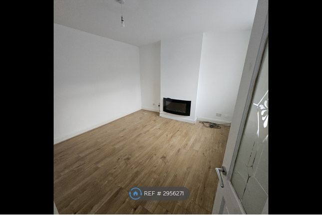 Ovenden Way, Halifax photo 3