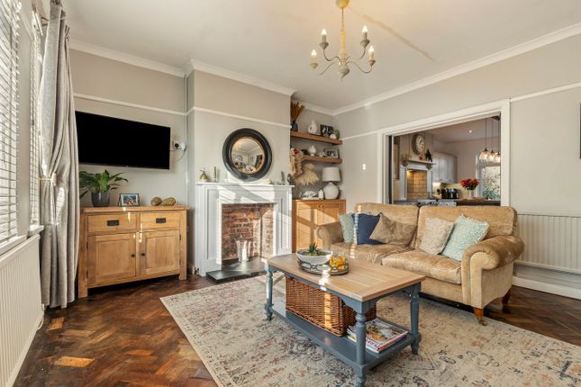 65, Queensway, Haverfordwest photo 4