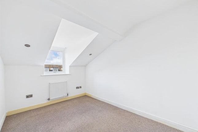 Flat 6 Toronto Court, Wirral photo 5