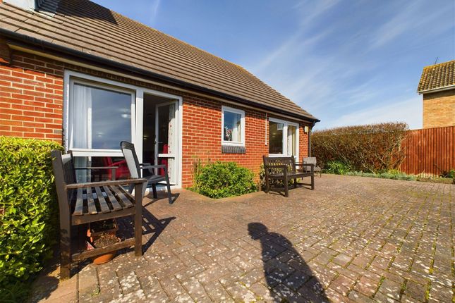 Flat for sale in Homesearle House, Goring Road, Goring-By-Sea, Worthing