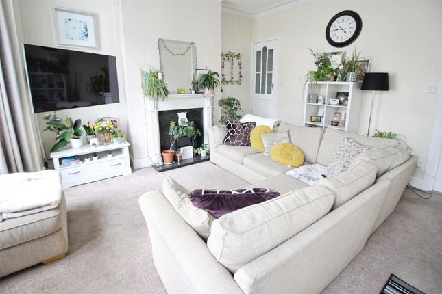 9, Cyprus Terrace, Leeds photo 2