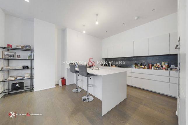 Flat 1 East Castle, 38-40, East Castle Street, London photo 5