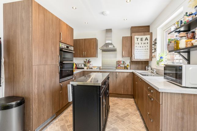 6, Heath Road, Muirhouse, Edinburgh photo 4