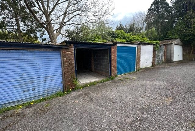 Property for sale in Usborne Close, Staplehurst, Tonbridge, Kent