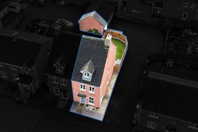 34 Russett Close, Leicester photo 2