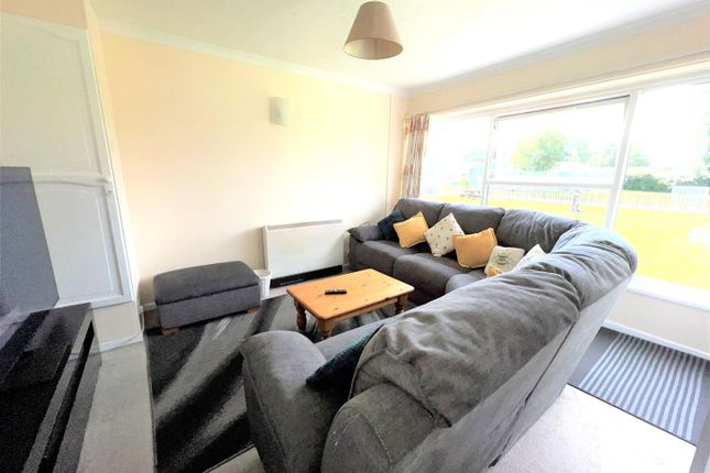 19, Broadlands Holiday Park, Marsh Road, Lowestoft photo 4