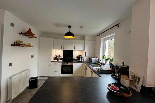 Kaims Crescent, Livingston, EH54 7FX, Livingston photo 5