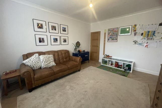 20, Denby Drive, Mansfield photo 5